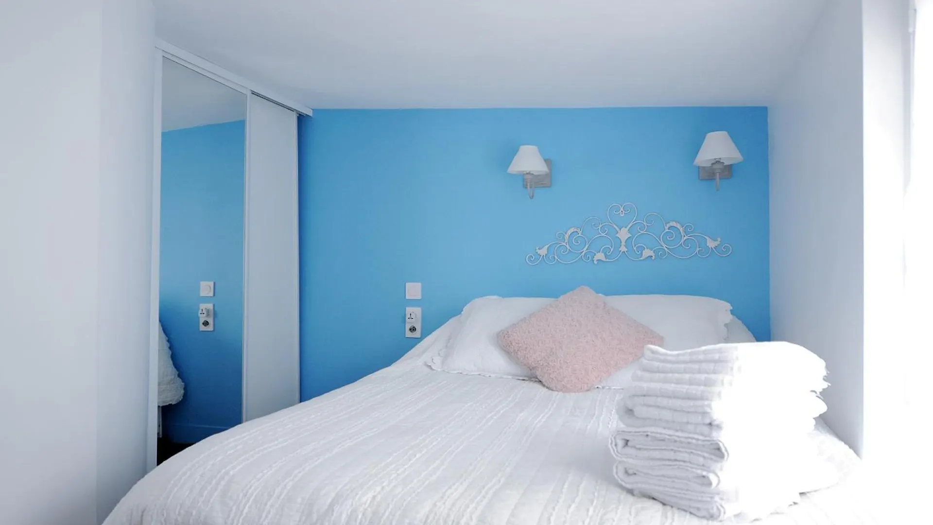 Apartment Rooftop Le Marais 1 Bedroom Paris
